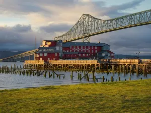 Cannery Pier Hotel & Spa