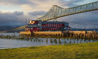 Cannery Pier Hotel & Spa