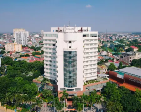 Khách Sạn Mường Thanh Grand Phương Đông Các khách sạn ở Thành phố Vinh