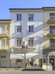 City Hotel