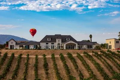 Domaine Chardonnay Hotels in Riverside County