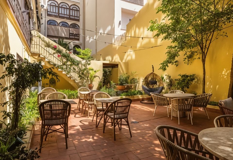 더 로프트 하우스의 넓고 깔끔한 공용 공간