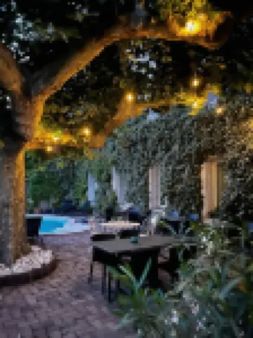 Cit'Hôtel le Louvre Orange Hotels in Orange