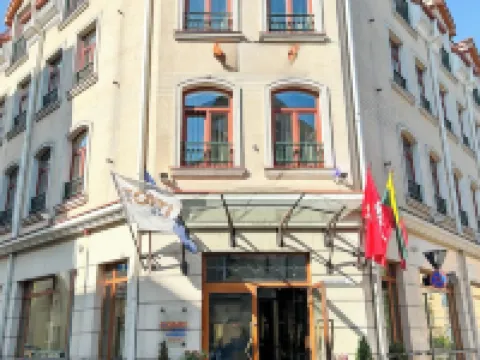 康蒂酒店 鄰近維爾紐斯站的酒店