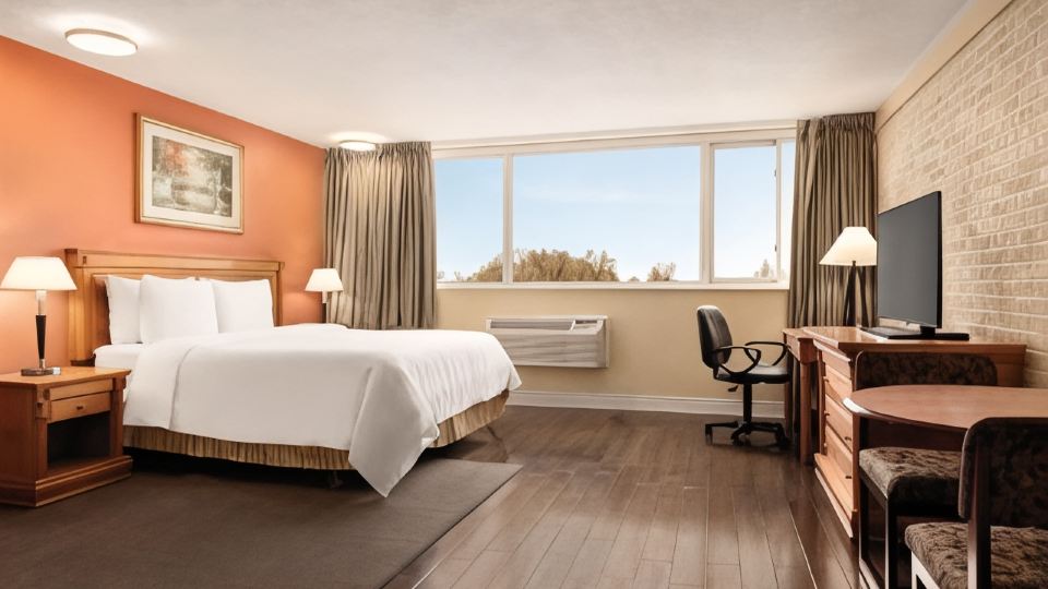 Travelodge by Wyndham Richmond Hill
