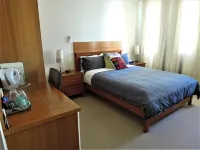 Plough Hotel - 3-Star