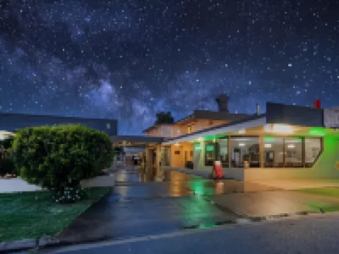 Biloela Centre Motel & Grevillea Steakhouse & Bar Hotels in Biloela