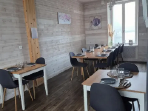 L'Âme du Gourmand Hotels in Pontorson