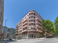 Ibis Porto Centro Mercado Do Bolhao Отели рядом с достопримечательностью «Санто-Ильдефонсо»