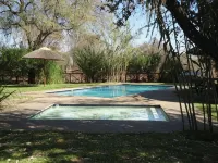 Phokoje Bush Lodge فنادق في Serowe