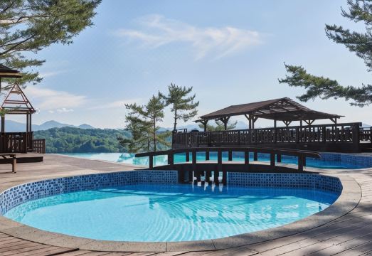 클럽이에스제천리조트 외관