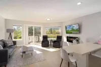 Bright Condo With Views & Easy Access to CDA River.  Minutes From Gondola!