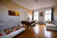 Travel&Joy Backpackers - 2-Star