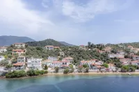 Pteleo Apartments Hotels in Pigadi