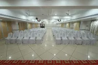 Hotel Palmyra Grand Inn