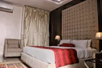 Best Western Plus-Presidential Suite