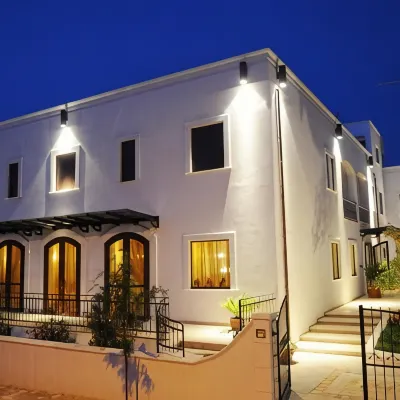 Hotel Victoria Hotels near Costa Merlata