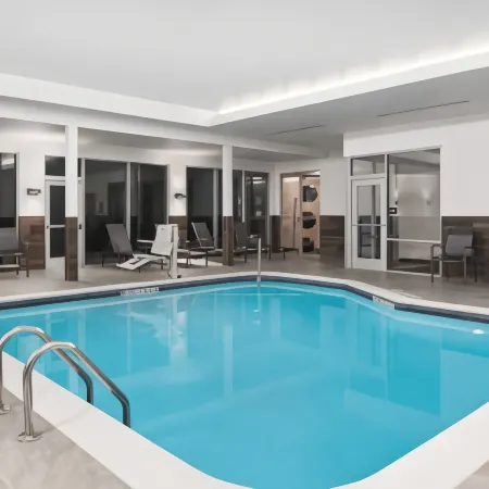 Fairfield Inn & Suites Raleigh Wake Forest Отели в г. Уейк Форест