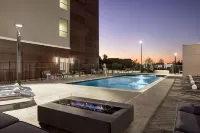 La Quinta Inn & Suites by Wyndham College Station North Hotels in College Station