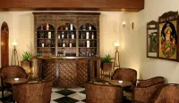 The Grand Imperial - Heritage Hotel - Bares