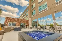 Holiday Inn Express & Suites OKEMOS - UNIVERSITY AREA by IHG