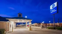 Best Western Regency Inn  Suites Hotels in Gonzales