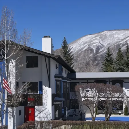 St Moritz Lodge and Condominiums