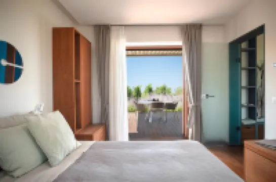 卡斯特拉羅莊園酒莊及度假村