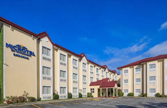 八打雁麥客達温德姆酒店