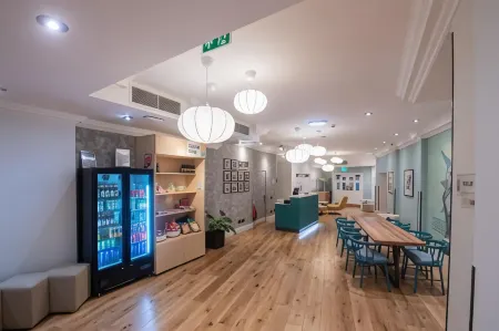 Garner Hotel READING CITY CENTRE by IHG