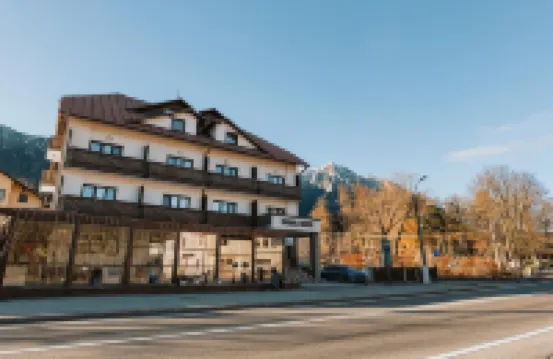 Suru Hotel & Restaurant Hotels in 