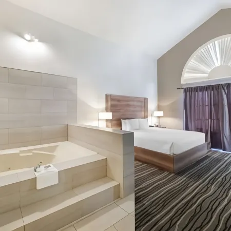 Best Western Posada Royale Hotel & Suites