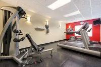 Country Inn & Suites by Radisson, Covington, LA - salle de sport
