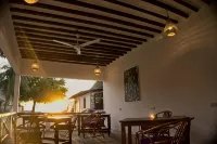 Cocolala Beach House