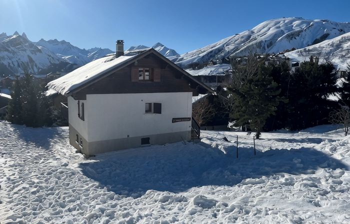 Chalet La Toussuire close to the slopes 12 people