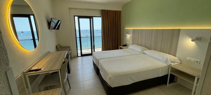 Hotel Marconi Hotele w: Benidorm