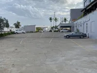 Radisson Salem - parking