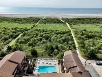 Coastal Charm Meets Cozy Comfort - 1BR Beachside Beauty!