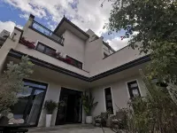 Qinglu Shanfang Homestay (Hanhua Tianmashan Hot Spring Resort) - Mountain view