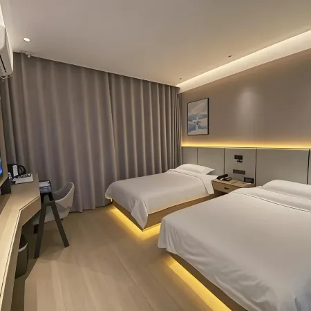 Bole Meihua Express Hotel (Youhao Fashion Shopping Center)