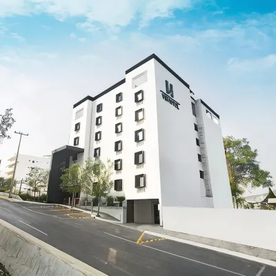 VN Hotel Hotels near Obispado Museum