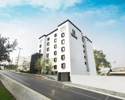 VN Hotel Hotels near Obispado Museum