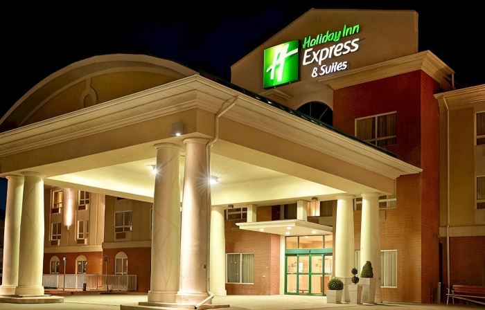 Holiday Inn Express & Suites HINTON by IHG
