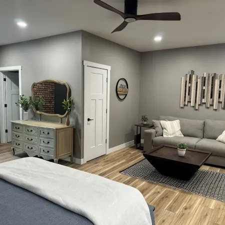 Cozy studio with WiFi and AC in enjoyable Fort Wayne.