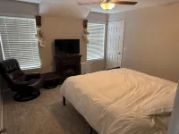 Relaxing Country Home, Huge Fenced Yard, Backyard Gazebo Bar , Grill & Hot Tub - 4-Star