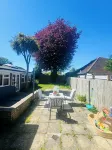 Spacious 4BR house close to Gatwick Airport. - 4-Star