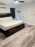 Charming 3-bedroom minutes from OWA