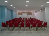 Ibis Styles Ribeirao Preto Maurilio Biagi - parking