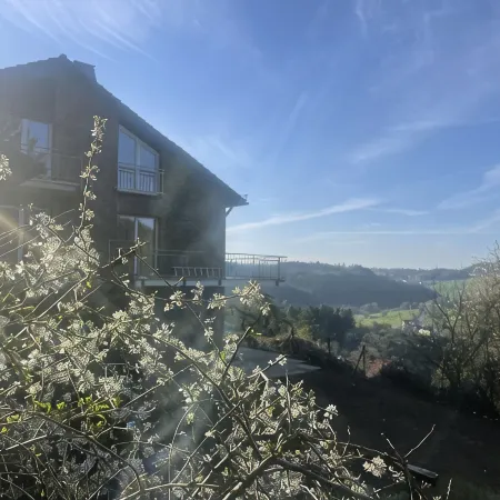 Traumaussicht, Traumwanderungen, Viel zu Entdecken und Richtig Viel Platz!! Отели в г. Даун