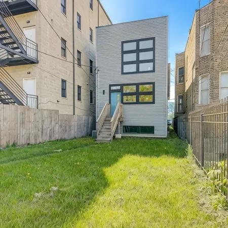 Spacious 5-bedroom house great for large groups